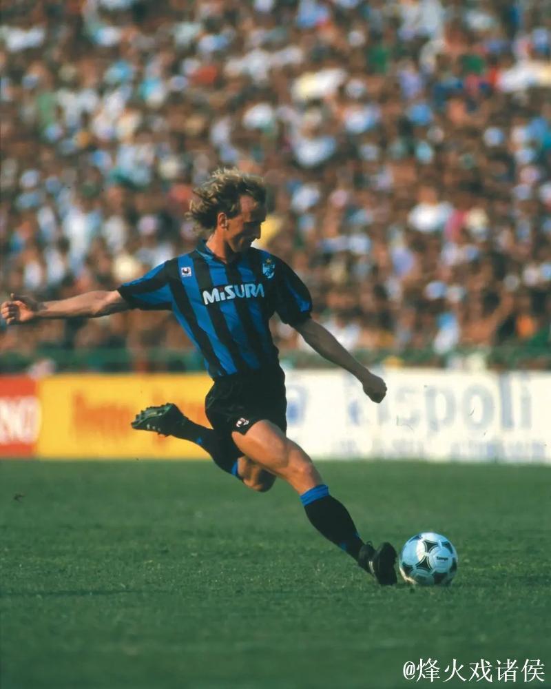 凯利:我们踢出了最好的足球回到胜利轨道;布雷默复出很重要 凯利:我们踢出了最好的足球回到胜利轨道;布雷默复出很重要